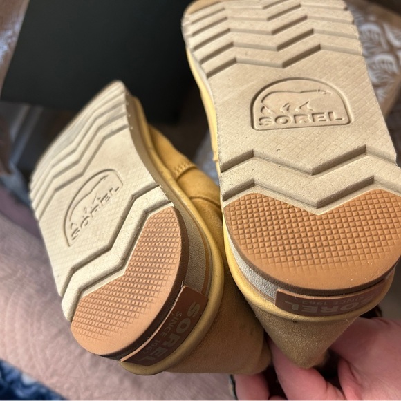 Sorel "The Campus" boot Size 8 - Picture 13 of 13